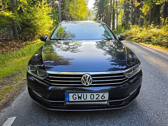 Volkswagen Passat 2016 photo 2