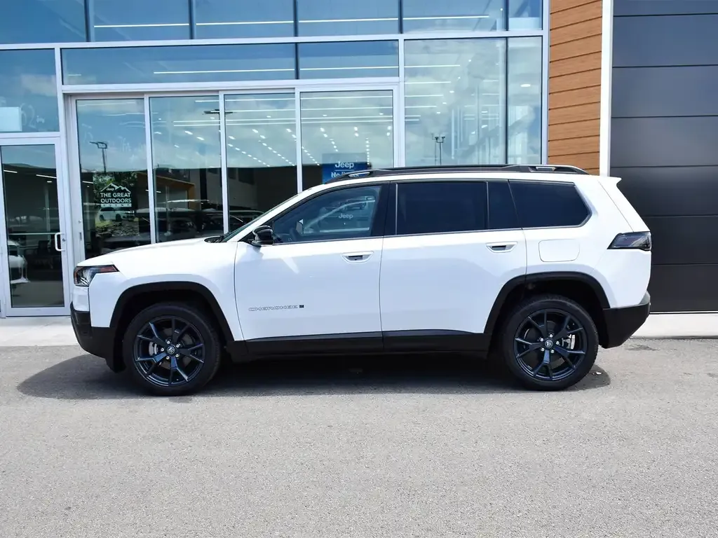 Jeep Cherokee 2026 photo 3