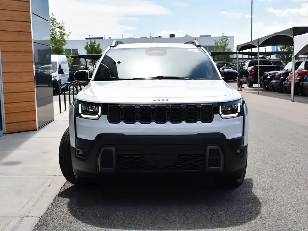 Jeep Cherokee 2026 photo 2