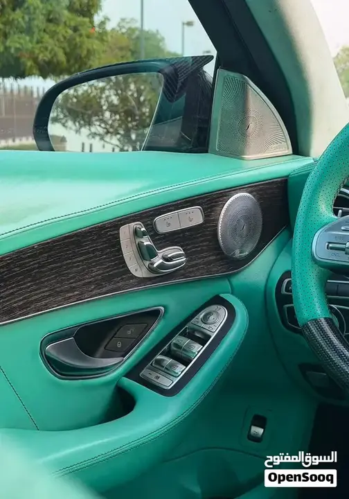 Mercedes-Benz C-Class 2019 photo 2
