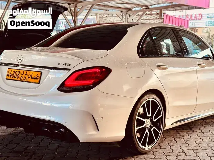 Mercedes-Benz C-Class 2019 photo 5