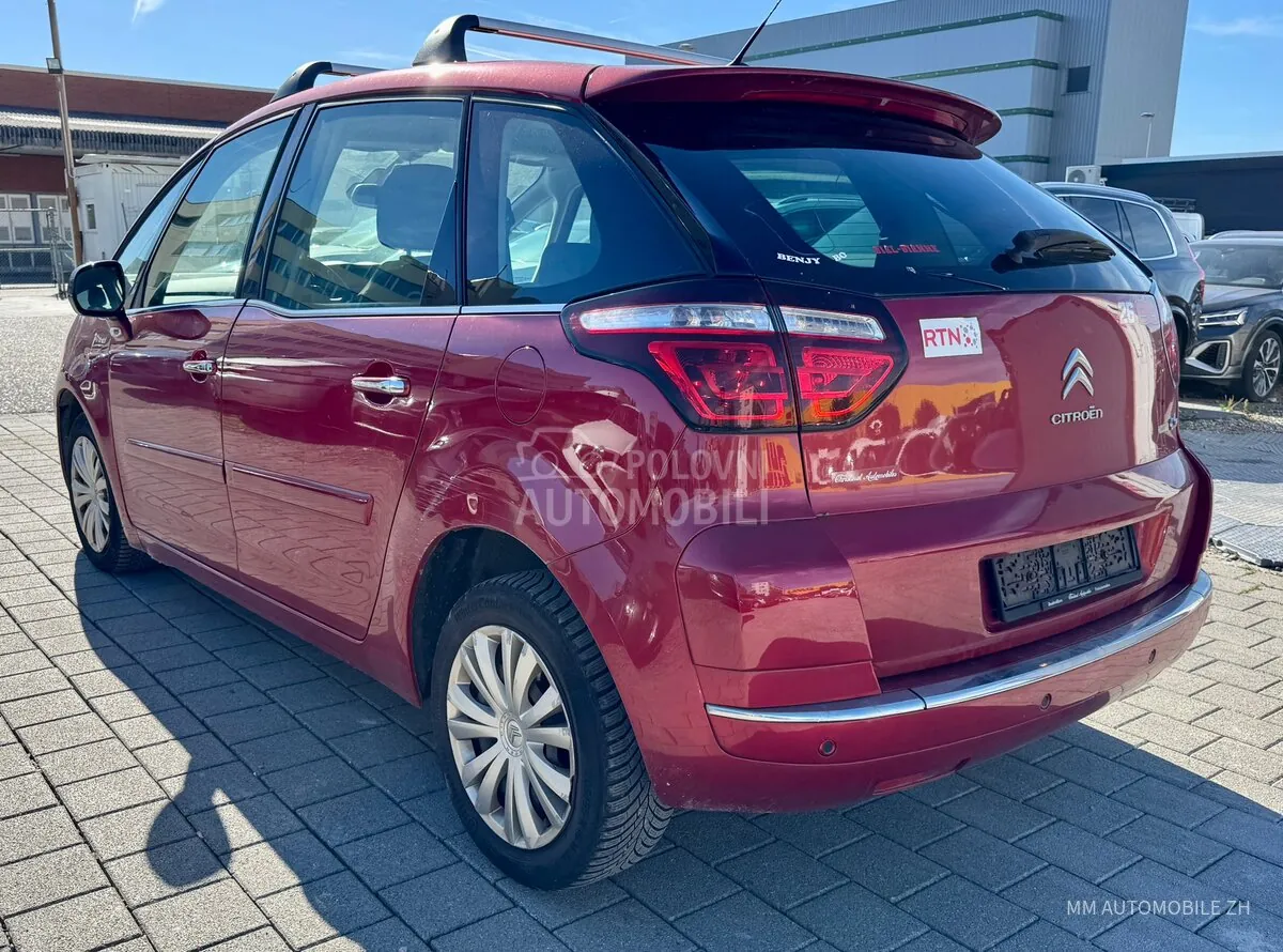 Citroen C4 Picasso 2011 photo 4