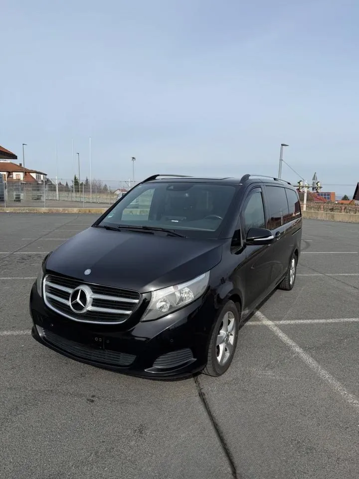 Mercedes-Benz V 220 D