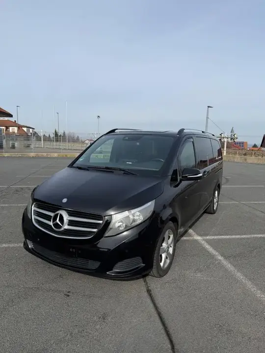 Mercedes-Benz V 220 D