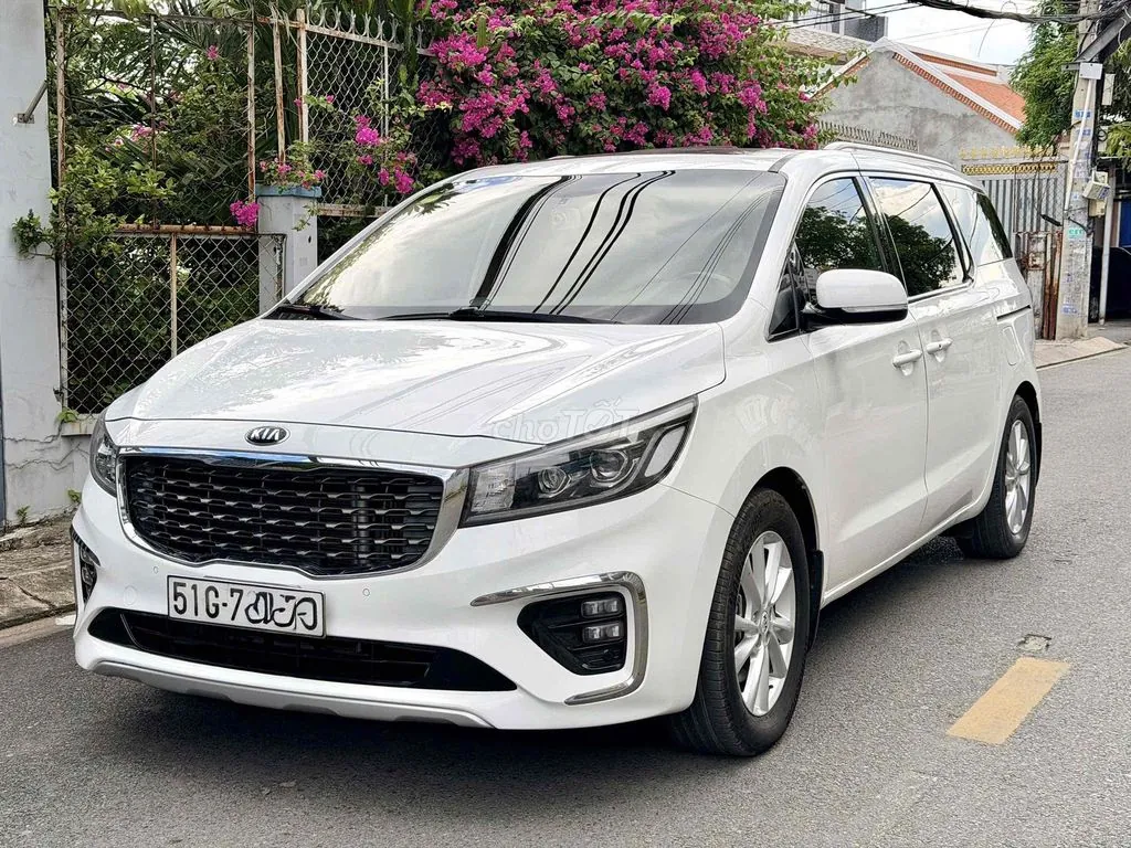 Kia Grand Sedona 2019 photo 3