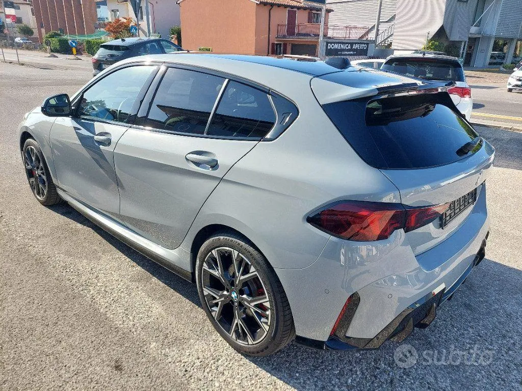 BMW 120D 2025 photo 3