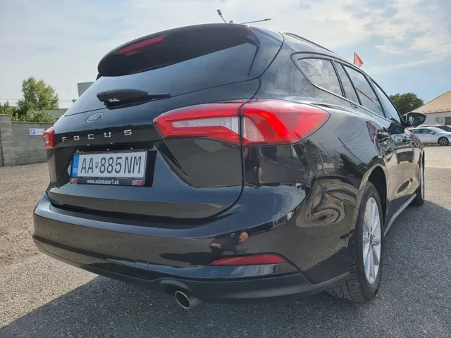 Ford Focus Combi 2019 photo 2