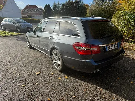 Mercedes-Benz E 220 2013 photo 5
