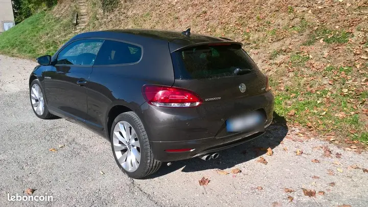 Volkswagen Scirocco 2011 photo 2