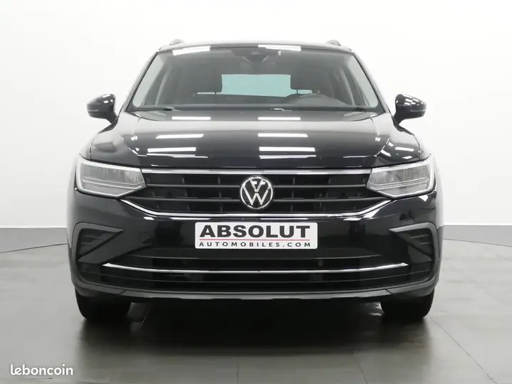 Volkswagen Tiguan 2023 photo 2