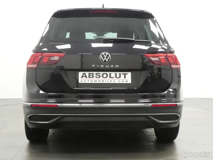 Volkswagen Tiguan 2023 photo 3