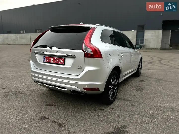 Volvo Xc60 2017 photo 4