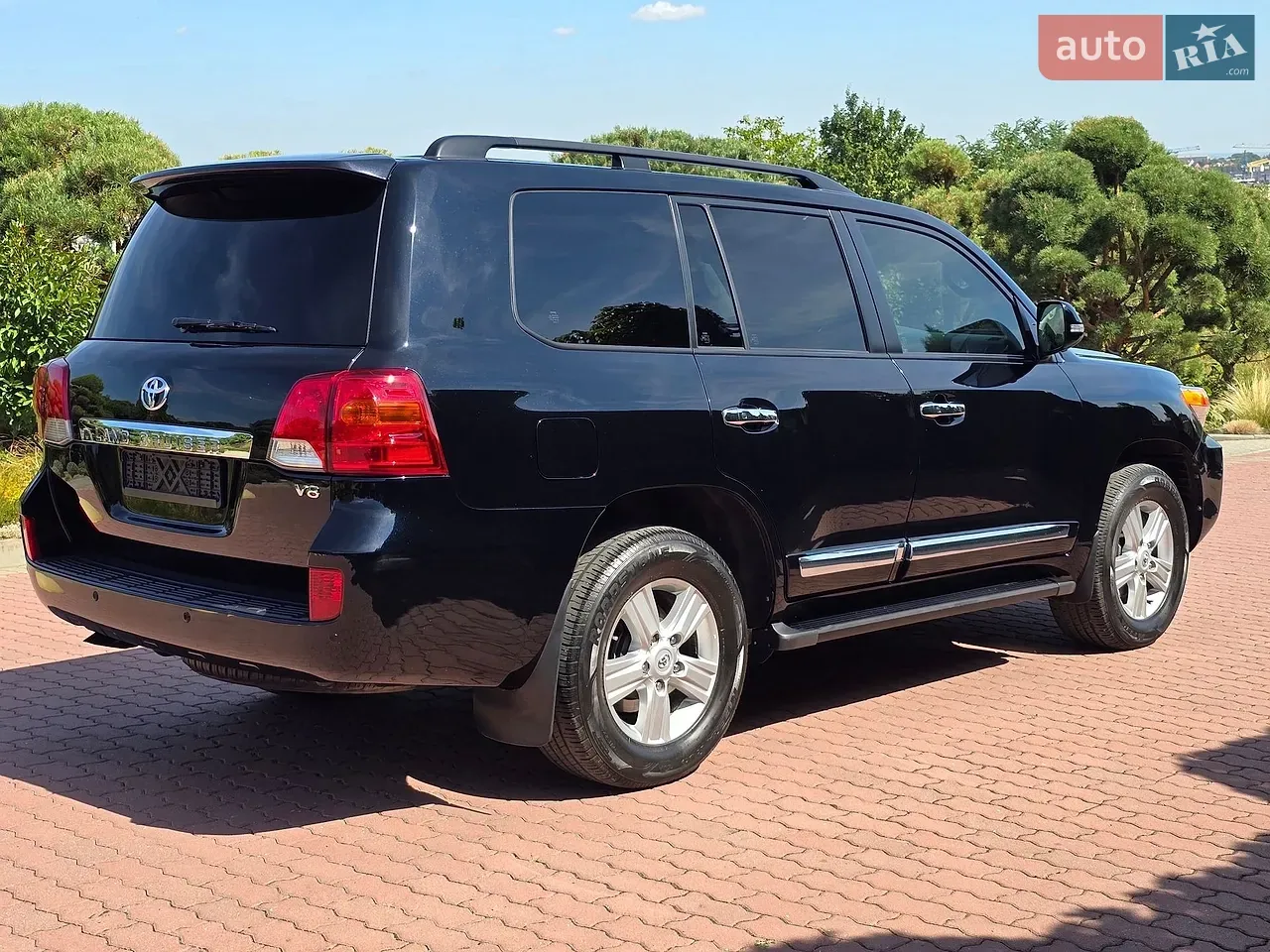 Toyota Land Cruiser 2012 photo 3