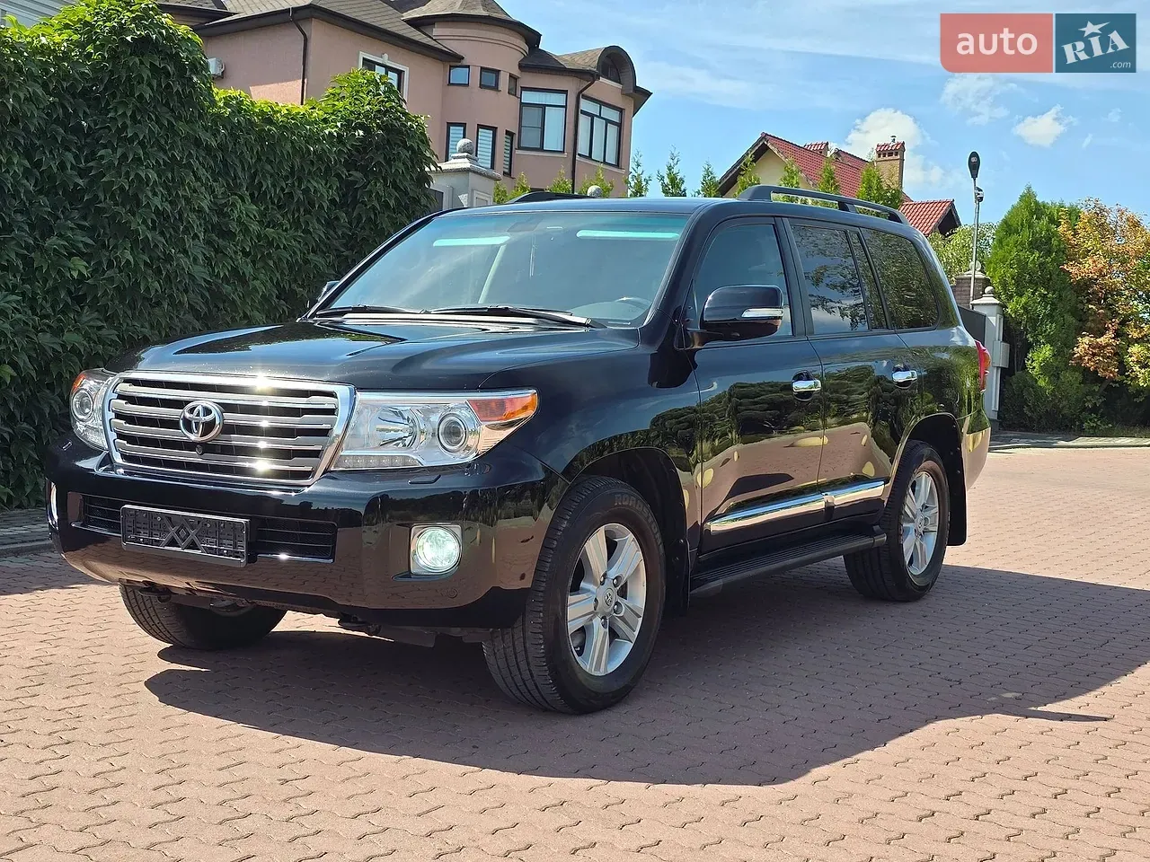 Toyota Land Cruiser 2012 photo 5