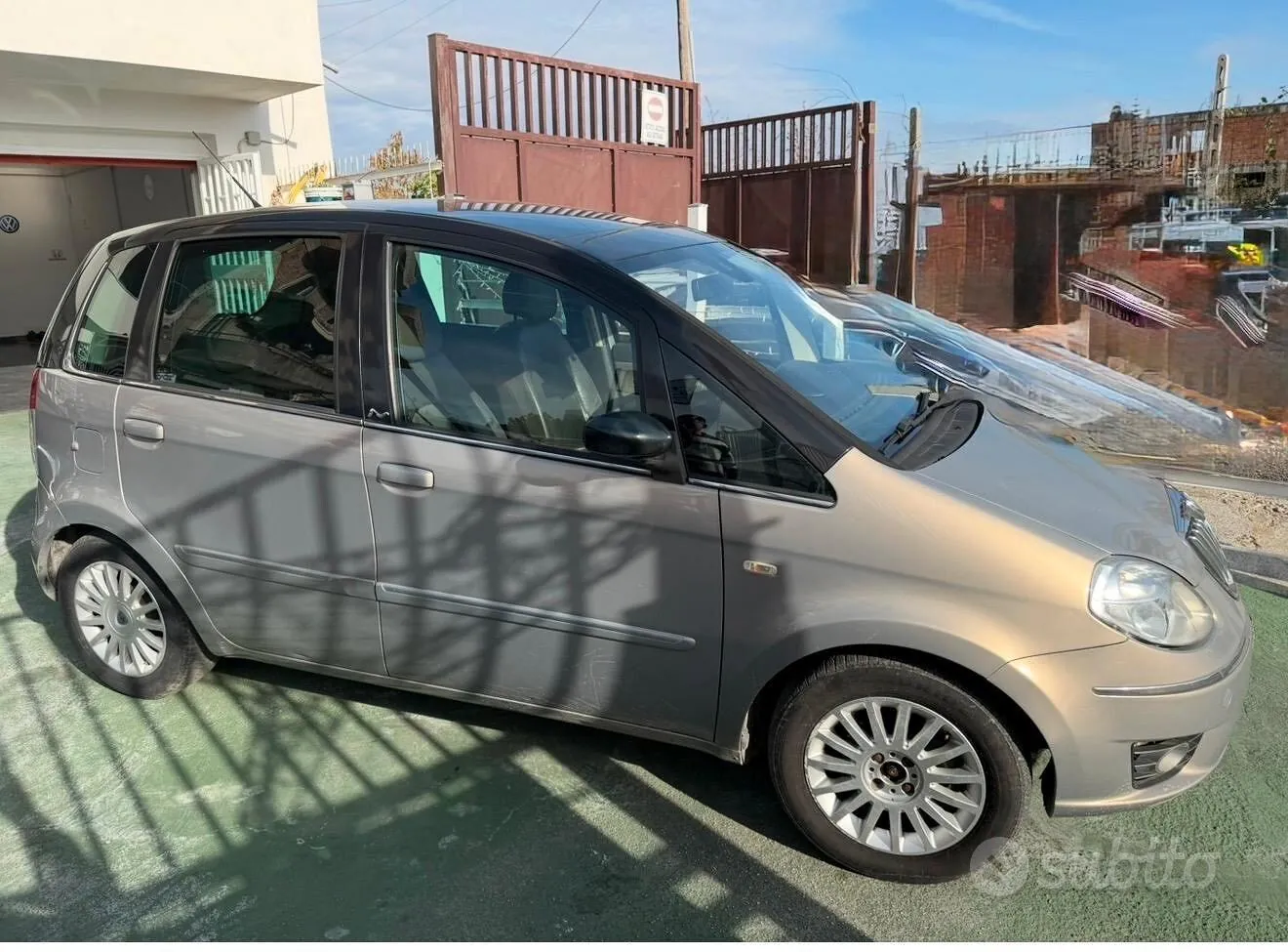 Lancia Musa 2009 photo 2