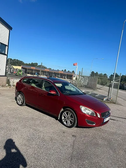 Volvo V60 2012 photo 4