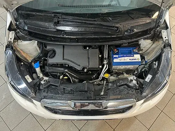 Peugeot 108 2015 photo 2