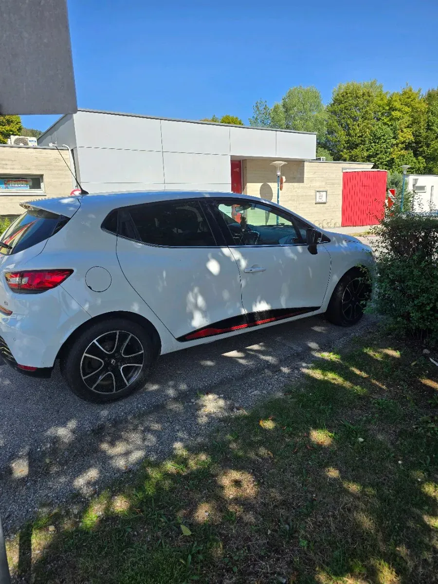 Renault Clio 2014 photo 3