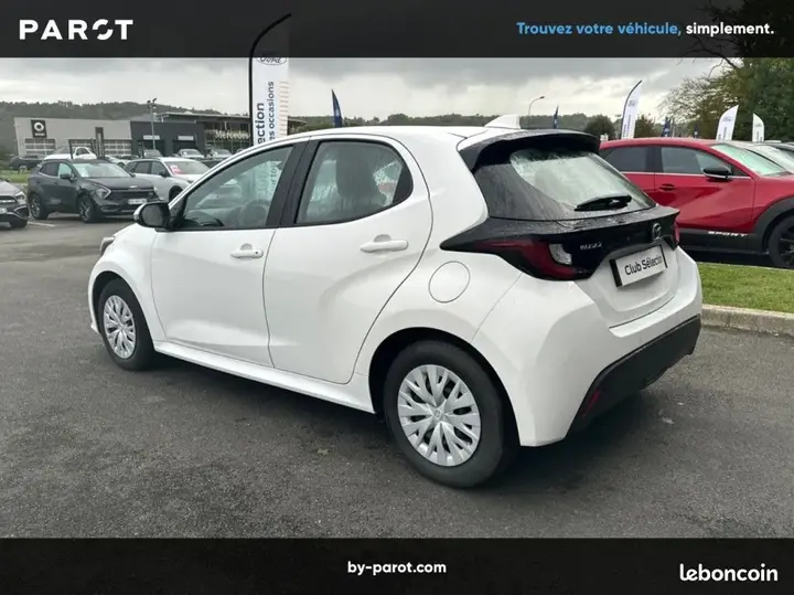 Mazda 2 2024 photo 3