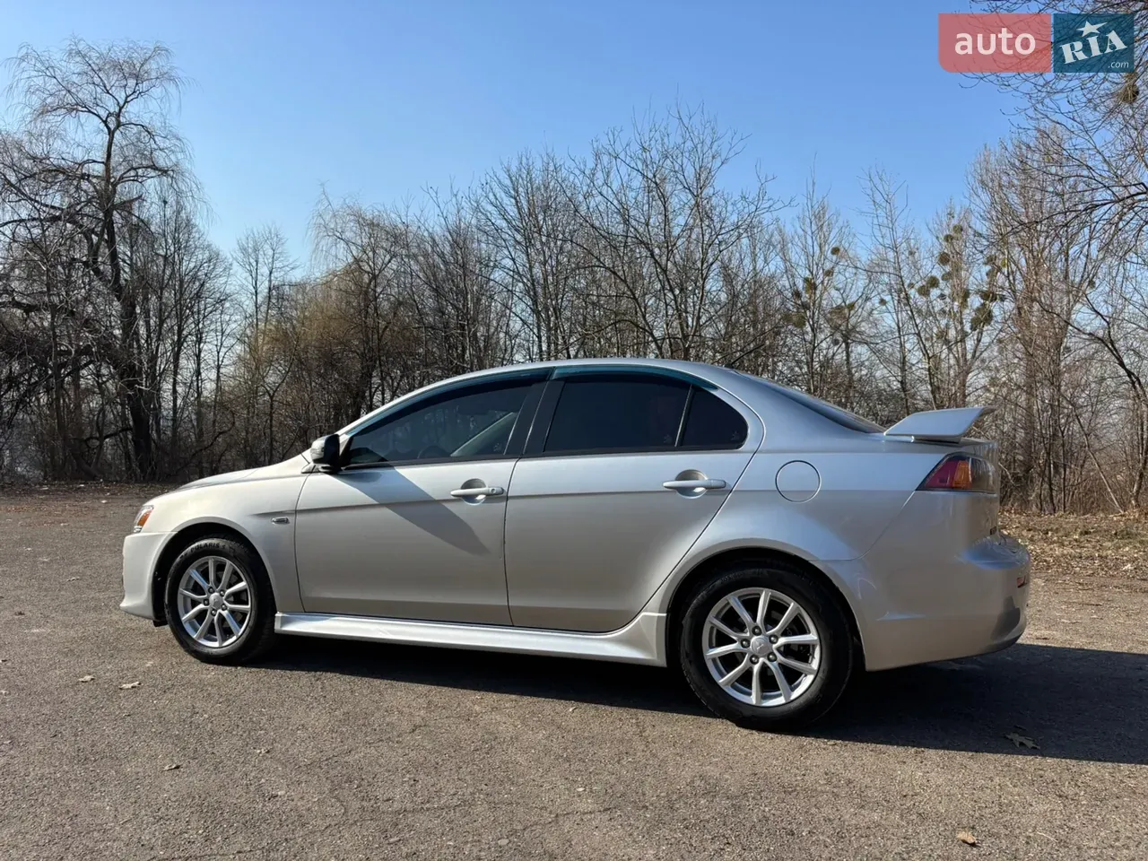 Mitsubishi Lancer 2015 photo 4