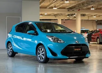 Toyota Aqua 2017 photo 2