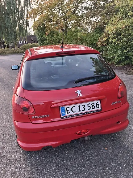Peugeot 206 2009 photo 4