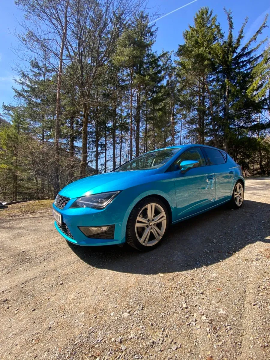 Seat Leon 2015 photo 2