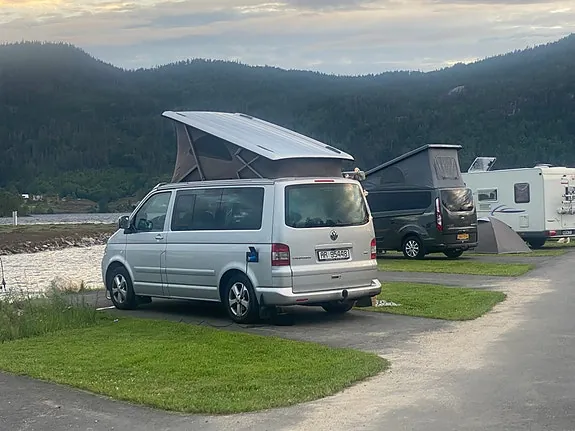 Volkswagen California 2005 photo 2