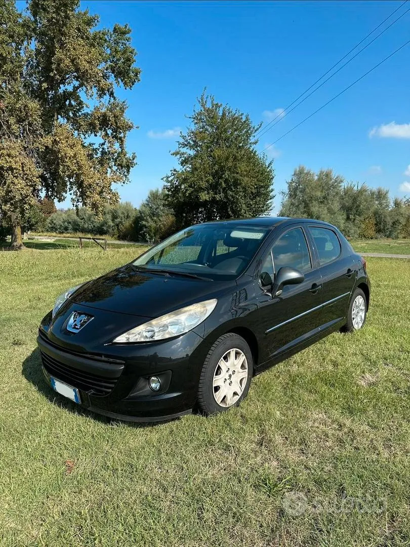 Peugeot 207