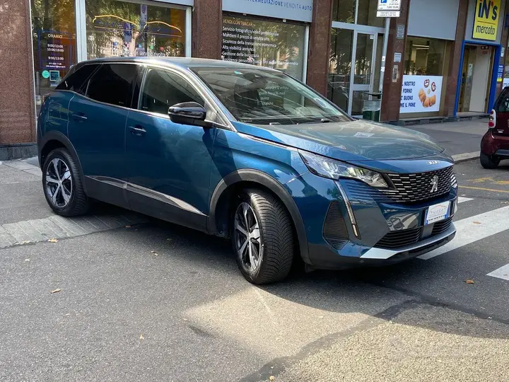 Peugeot 3008 2022 photo 3