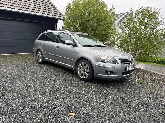 Toyota Avensis 2007 photo 2
