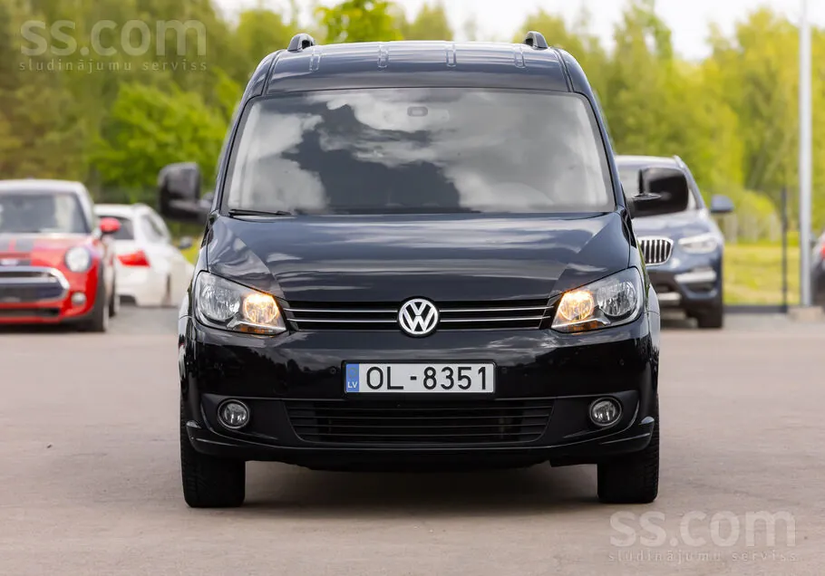 Volkswagen Caddy Maxi Kombi 2013 photo 2