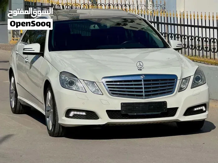 Mercedes-Benz E-Class 2012 photo 4