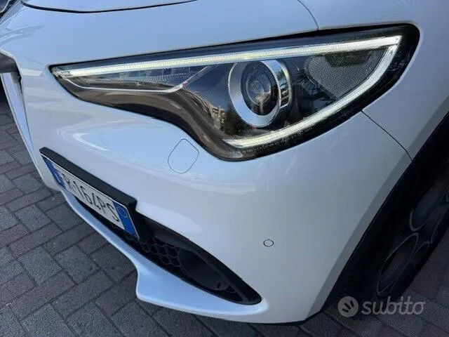 Alfa Romeo Stelvio 2018 photo 3