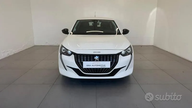 Peugeot 208 2022 photo 2