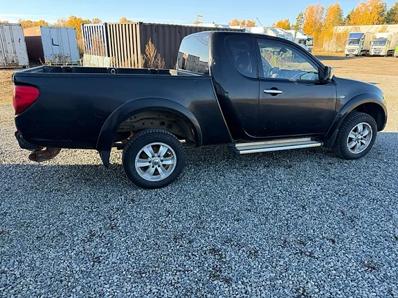 Mitsubishi L200 Club Cab 2013 photo 3