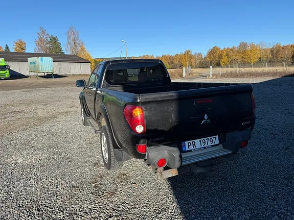 Mitsubishi L200 Club Cab 2013 photo 5