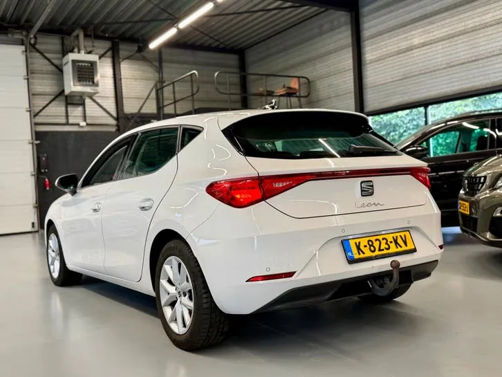 Seat Leon 2021 photo 2