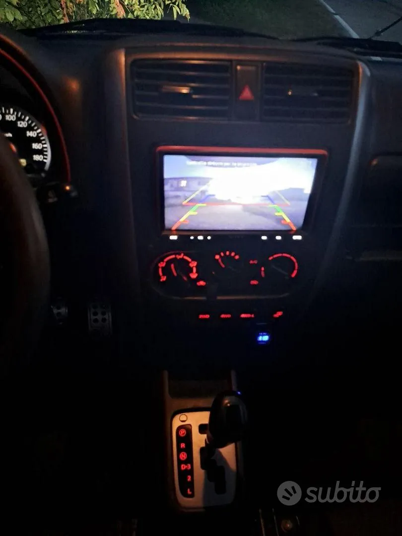Suzuki Jimny 2011 photo 3