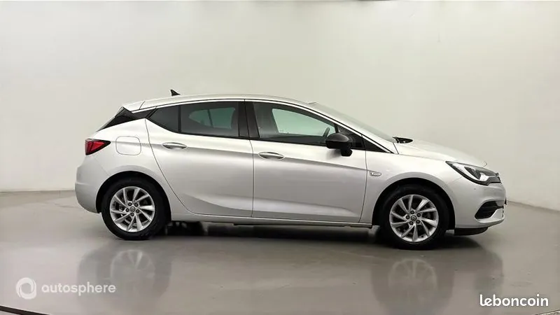 Opel Astra 2021 photo 4