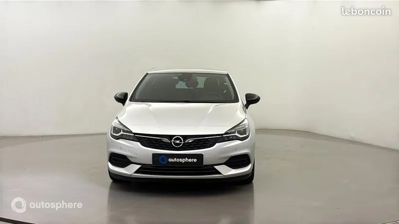 Opel Astra 2021 photo 2