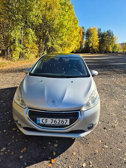 Peugeot 208