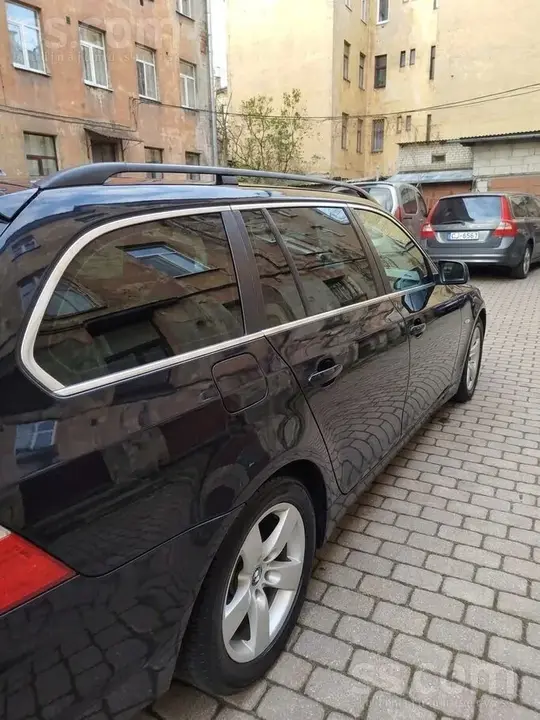 BMW 530D 2004 photo 3