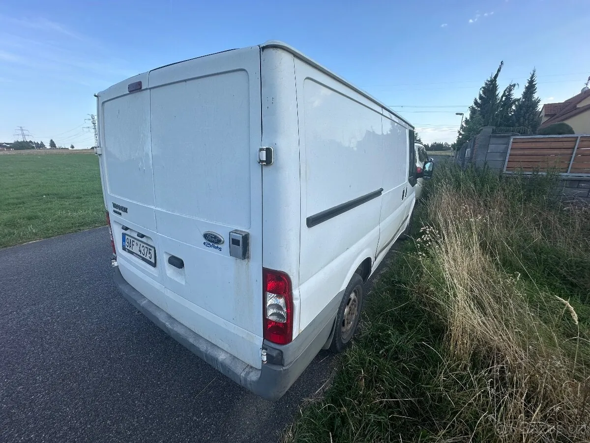 Ford Transit 2028 photo 4