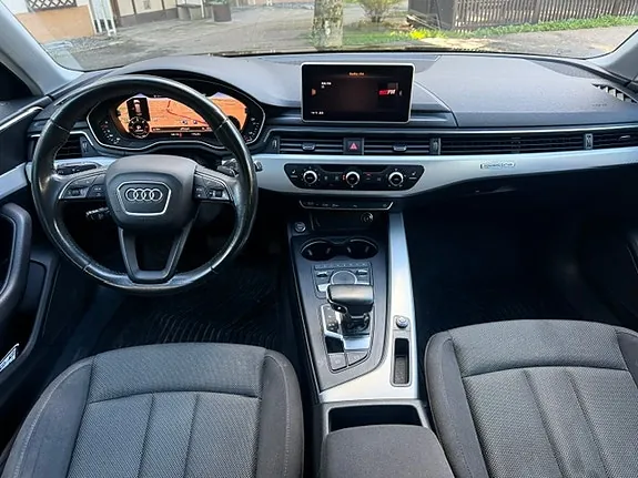 Audi A4 2018 photo 4