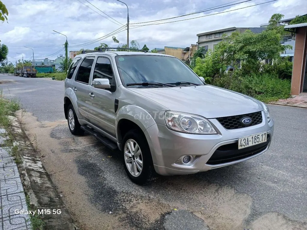 Ford Escape 2013 photo 2