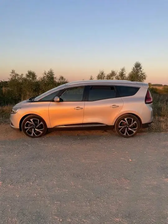 Renault Grand Scenic