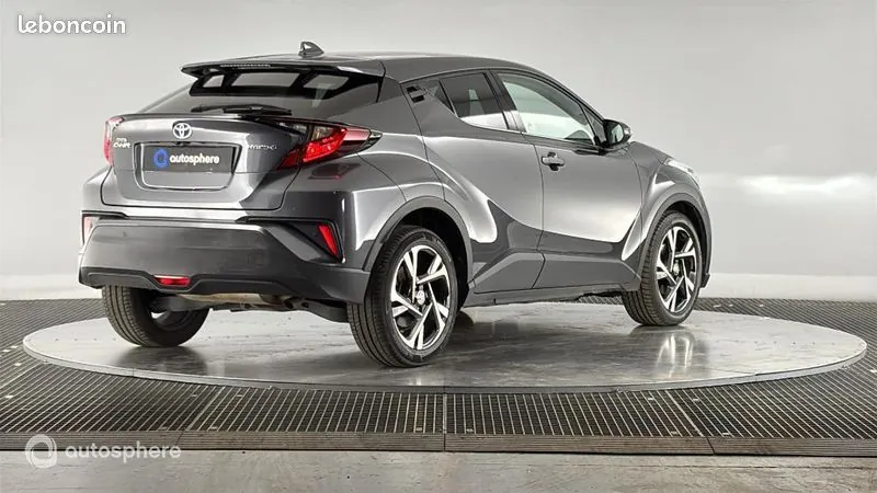 Toyota C-Hr 2023 photo 5