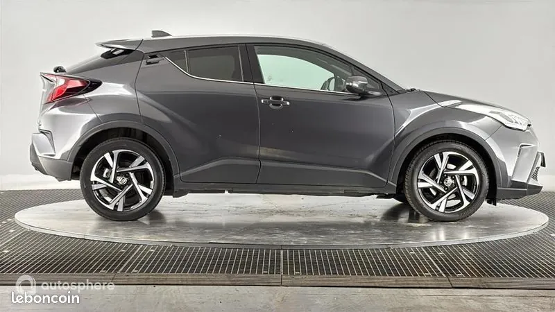 Toyota C-Hr 2023 photo 4