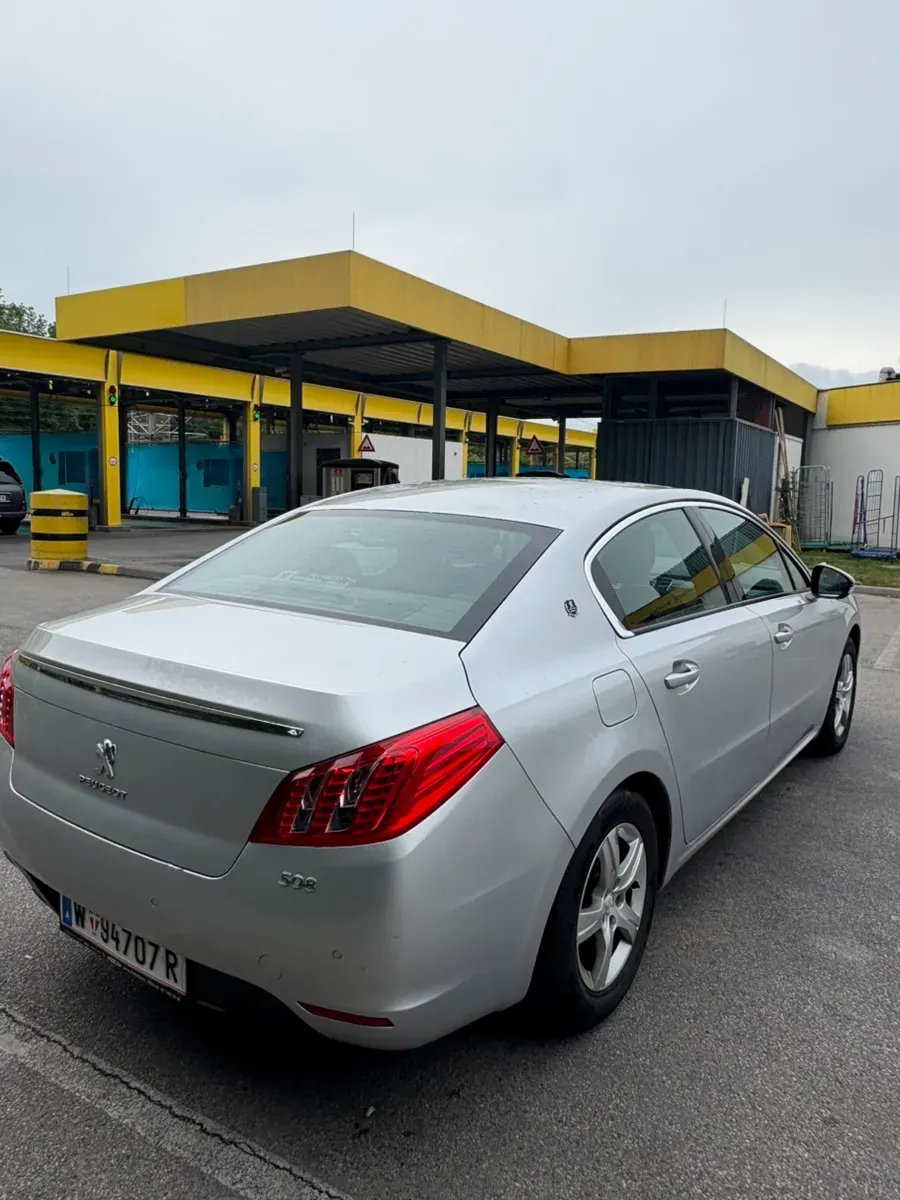Peugeot 508 2011 photo 3
